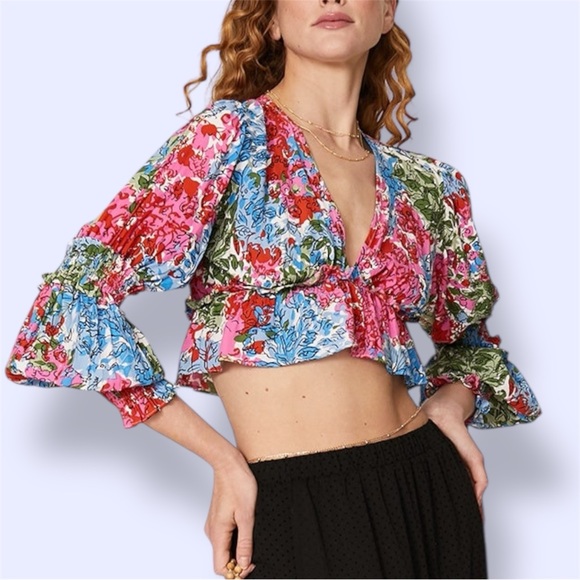 S/W/F Tops - S/W/F Nova Crop Top in Bloom